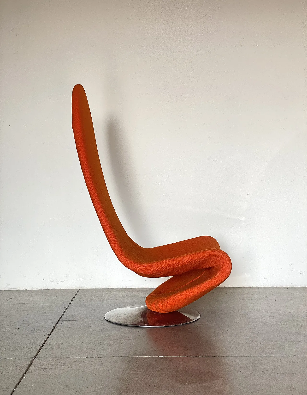 Series 1 2 3 swivel chair by Verner Panton 2