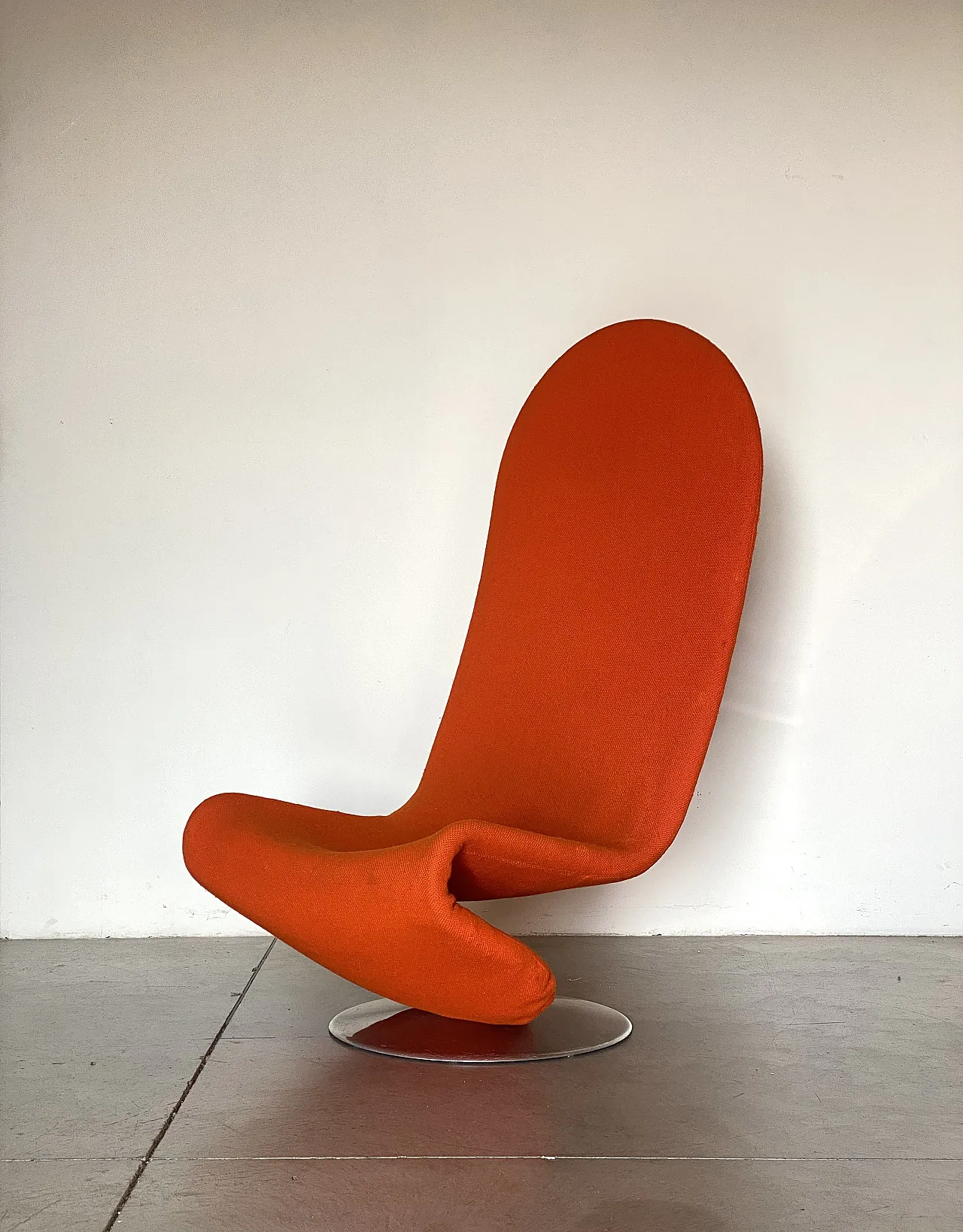 Series 1 2 3 swivel chair by Verner Panton 7