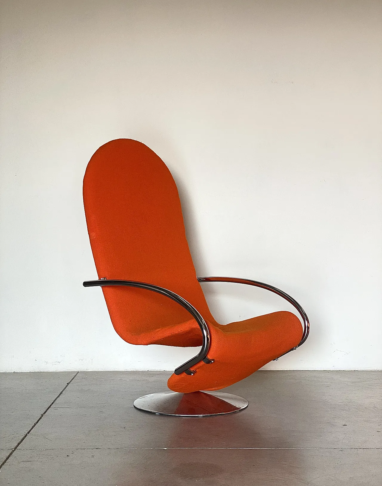 Coppia di poltrone girevoli serie 1 2 3 di Verner Panton, anni '70 4