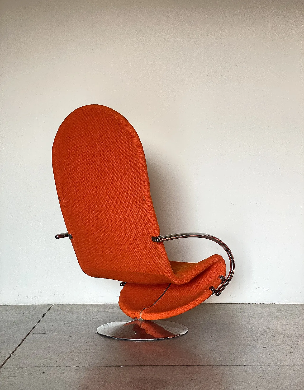 Coppia di poltrone girevoli serie 1 2 3 di Verner Panton, anni '70 10