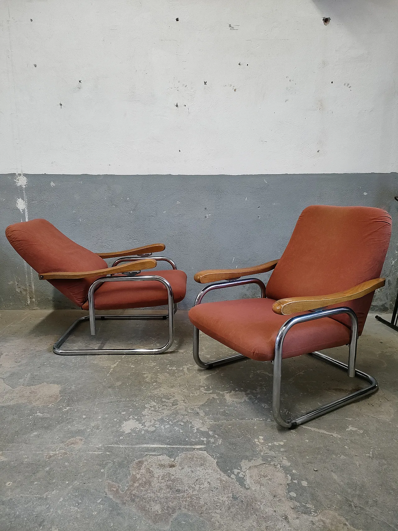 Pair of reclining armchairs, 70s 1