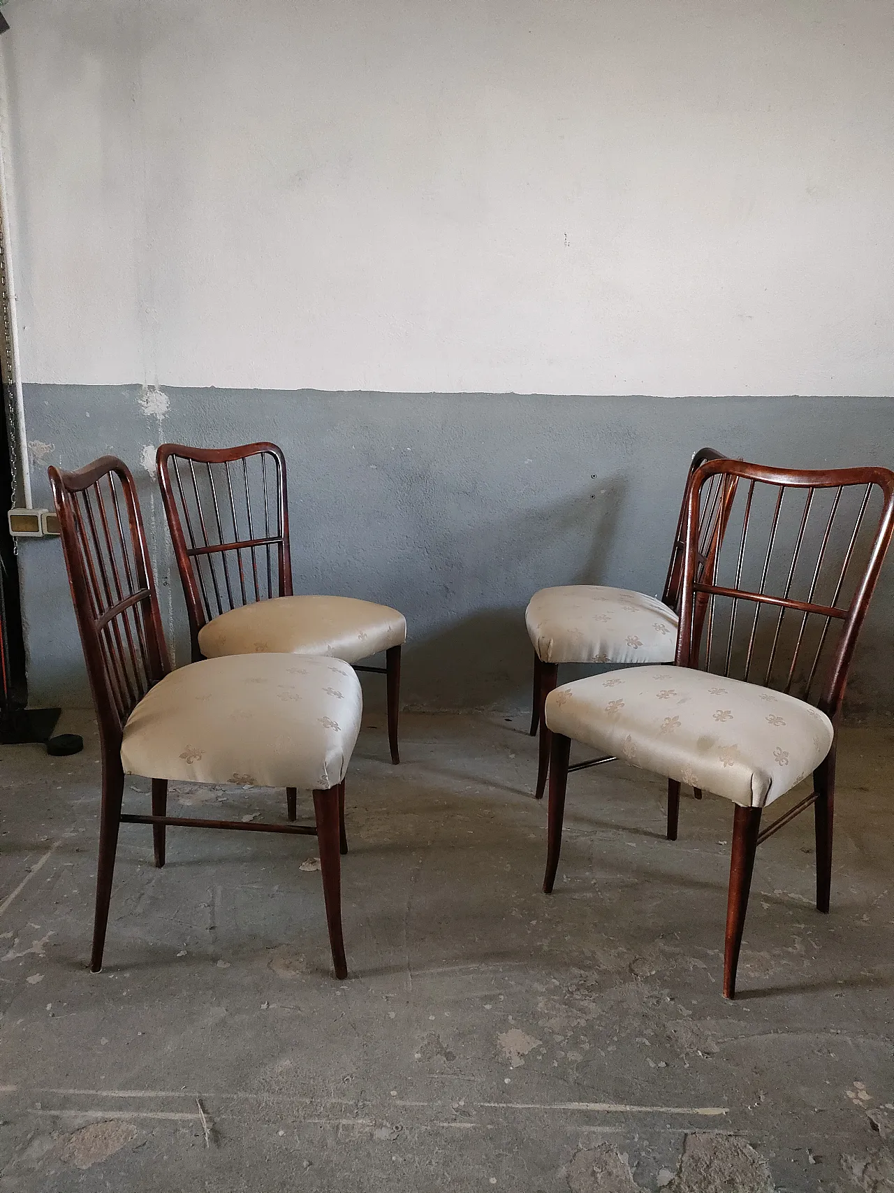 4 chairs by Paolo Buffa, 50s 1