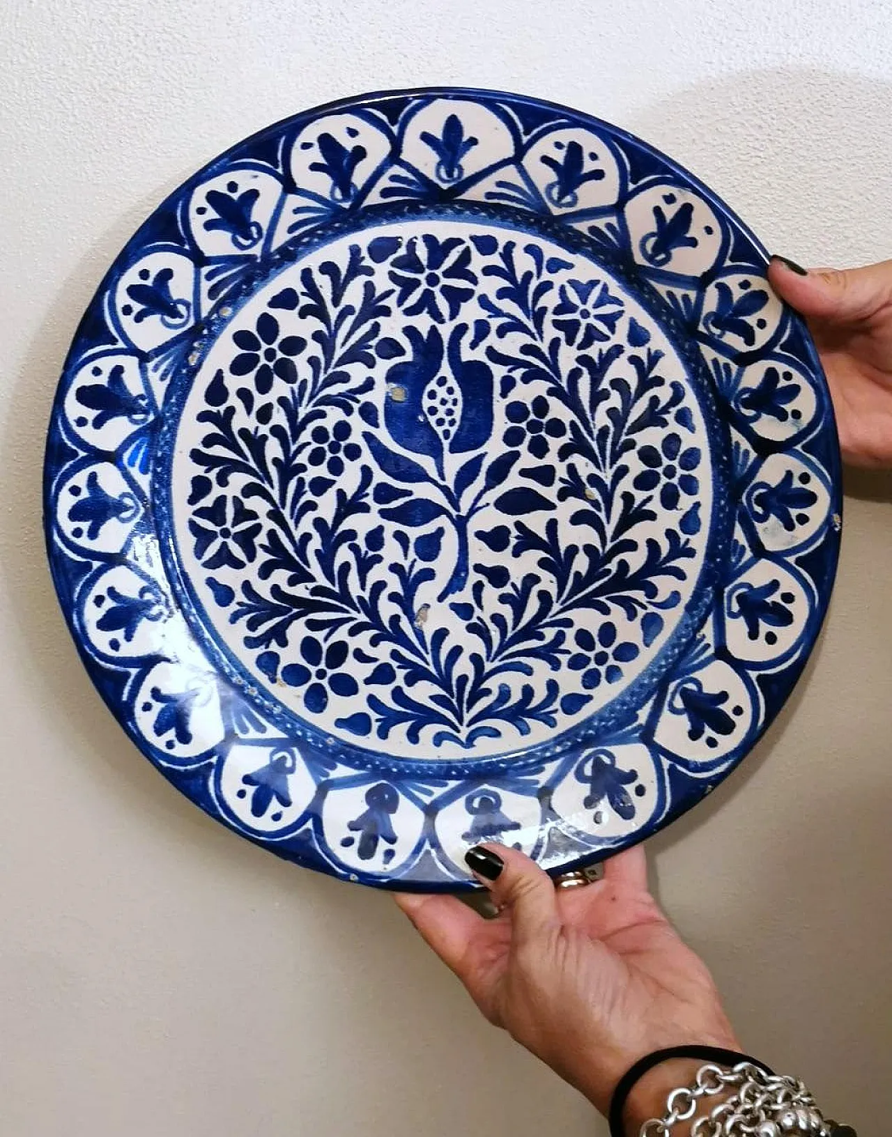 5 Ceramic plates with cobalt blue decoration, 1950s 11