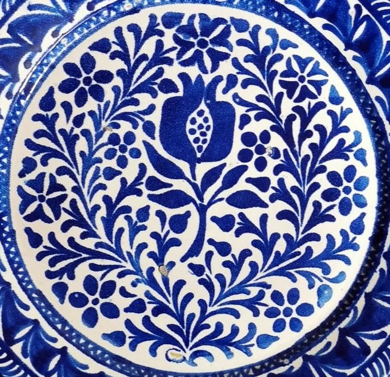 5 Ceramic plates with cobalt blue decoration, 1950s 17