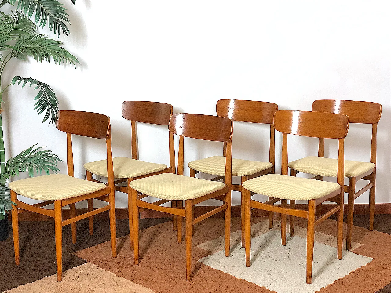 6 Mid Century chairs, 60s 1