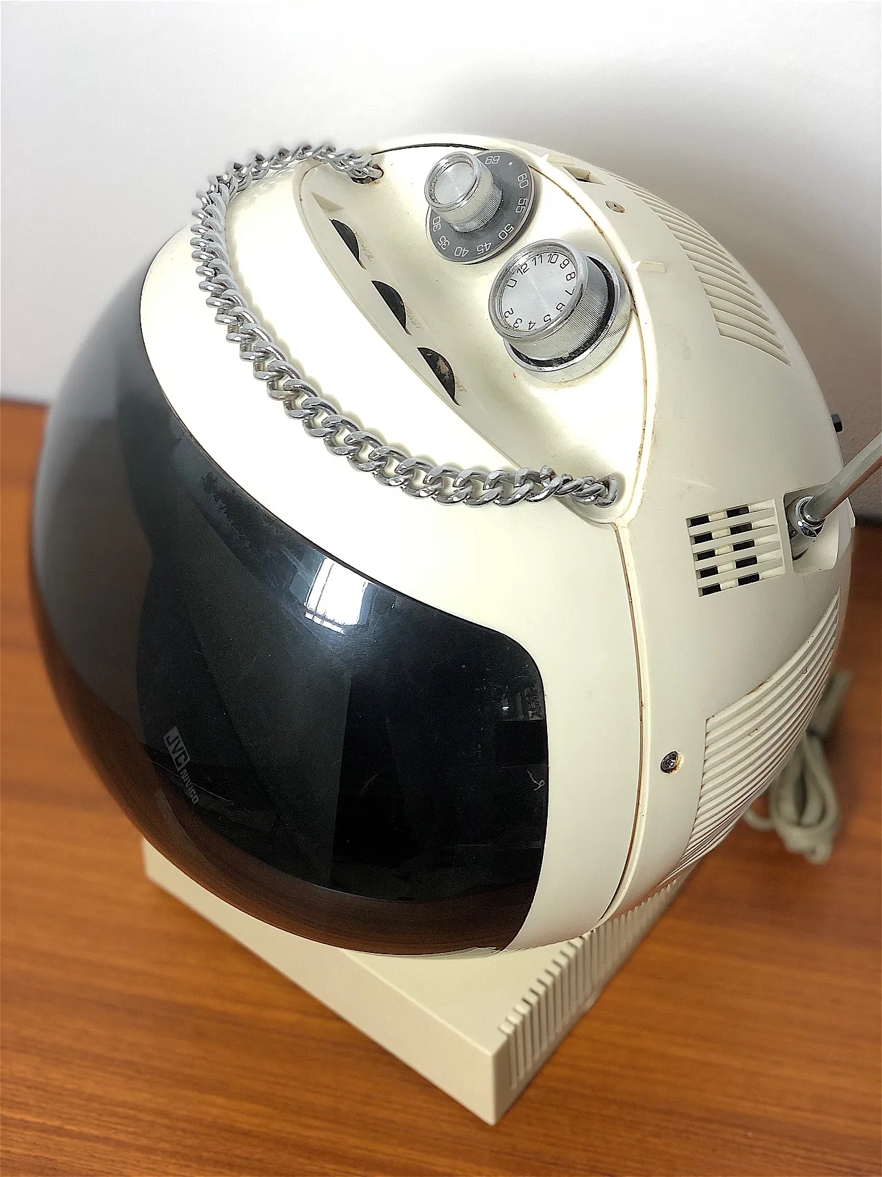 Nivico Space Age JVC Videosphere, made in Japan, 1970s 3