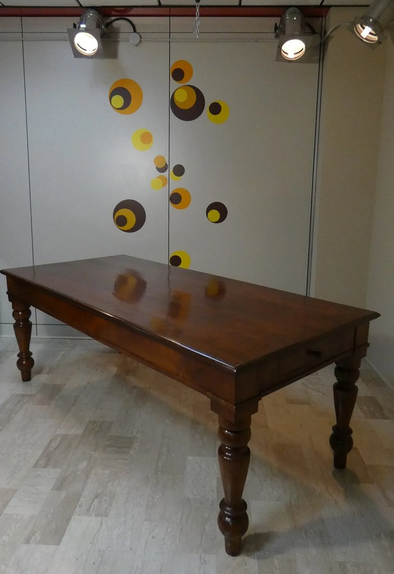 Large Antique Louis Philippe Style Dining Table in Walnut and Chestnut, Italy, 20th Century 1