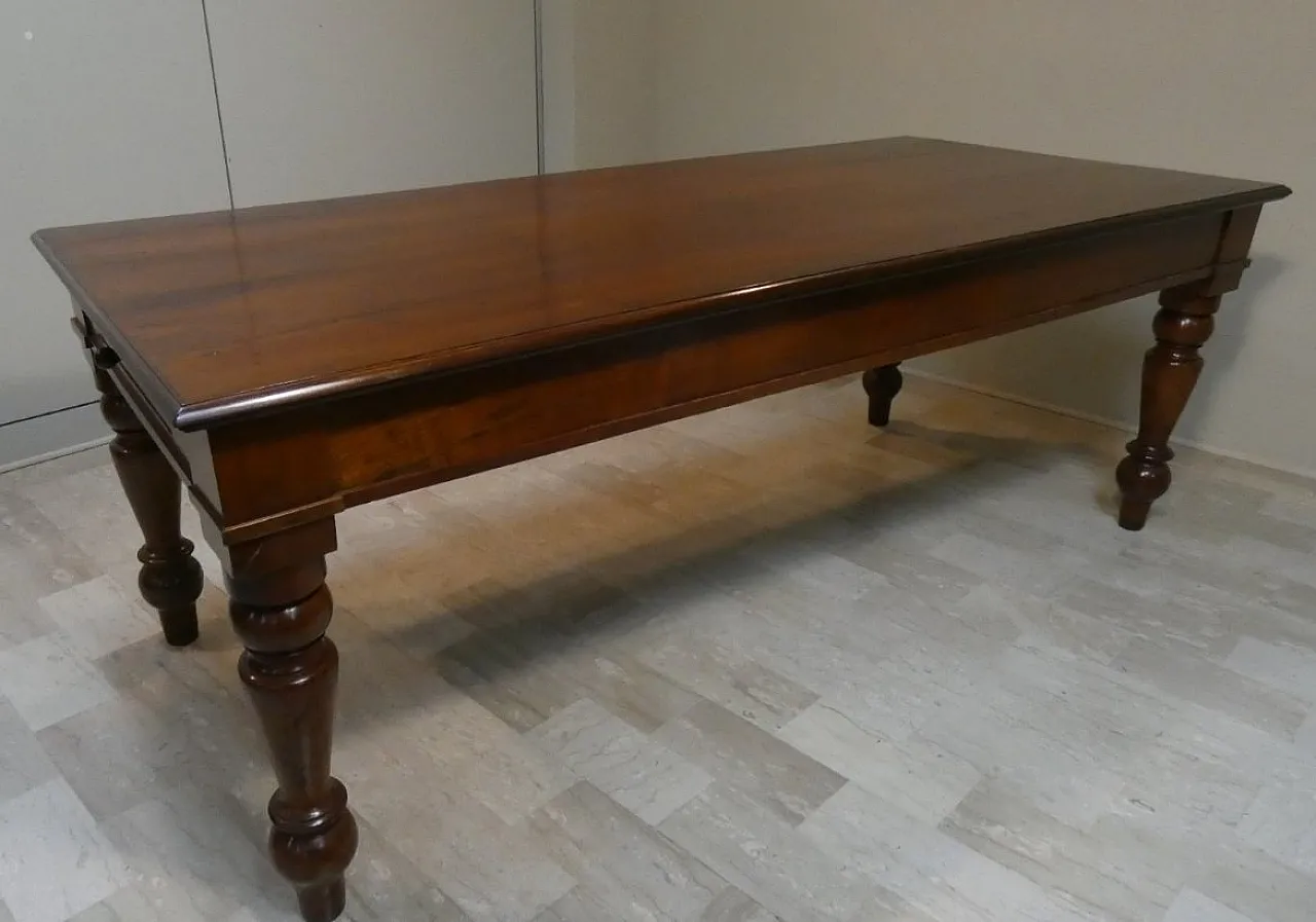 Large Antique Louis Philippe Style Dining Table in Walnut and Chestnut, Italy, 20th Century 3