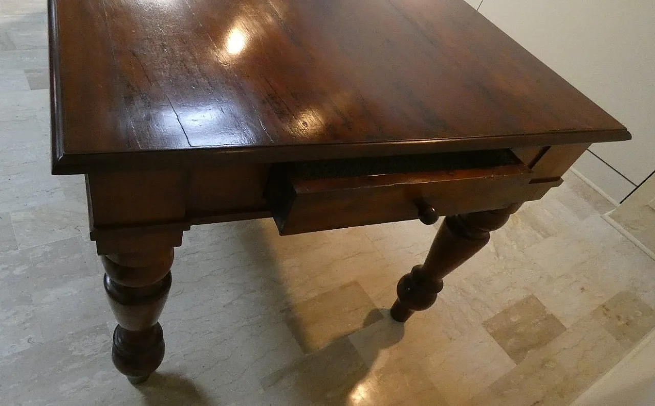 Large Antique Louis Philippe Style Dining Table in Walnut and Chestnut, Italy, 20th Century 9