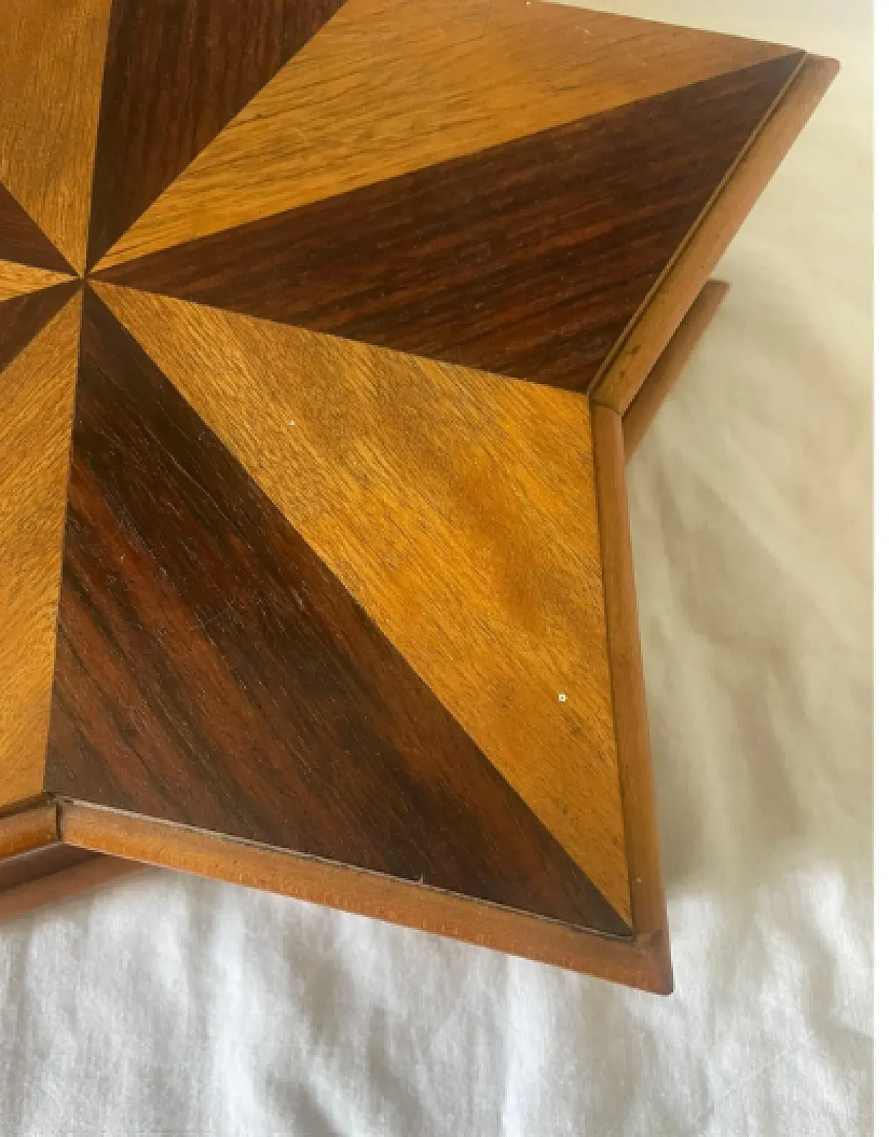 Star-shaped walnut and rosewood box, 1950s 5