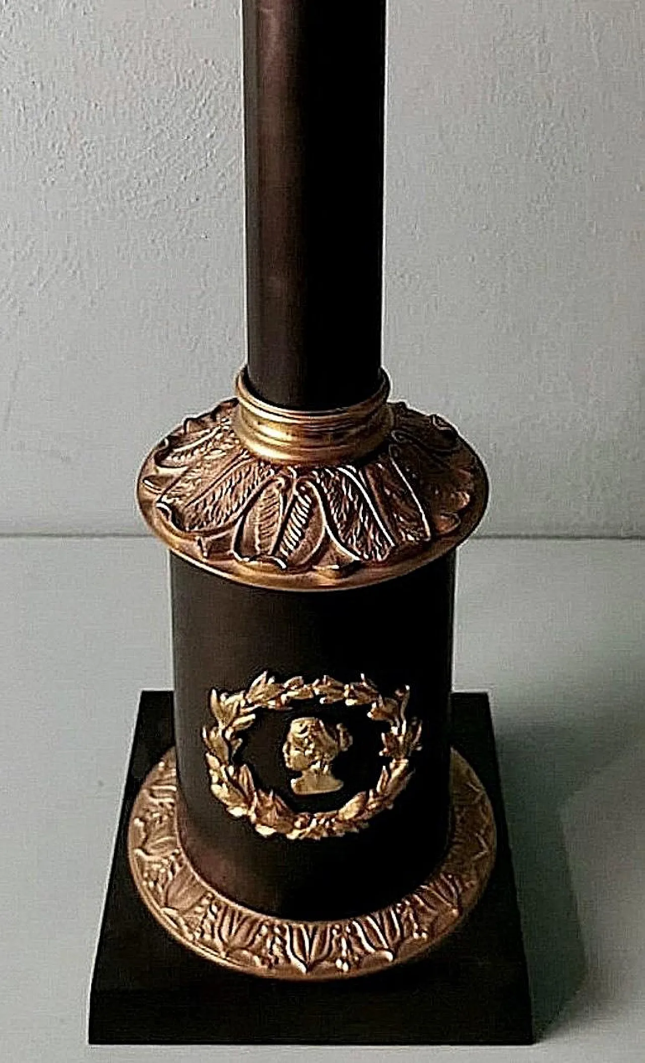 Pair of Empire-style lamps in bronze and brass, 1970s 9