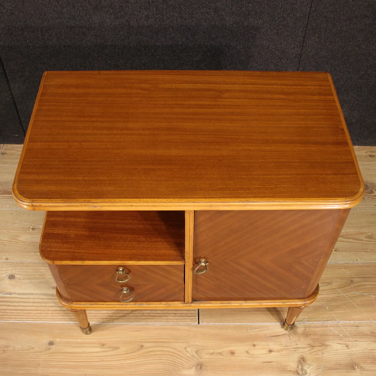 Pair of Italian designer bedside tables, 20th century 10