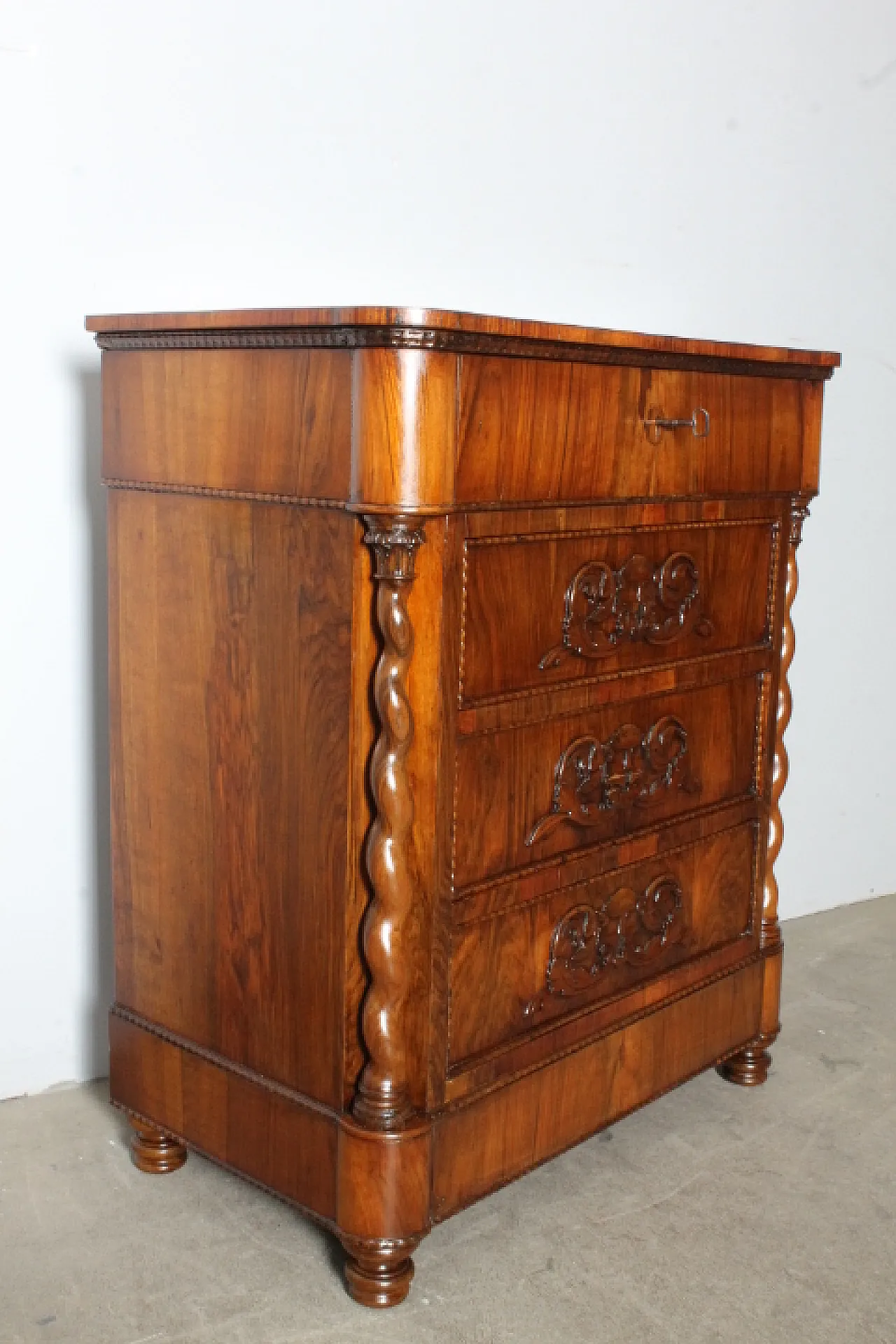 Tuscan Louis Philippe flap desk chest with 3 drawers, 19th century 4