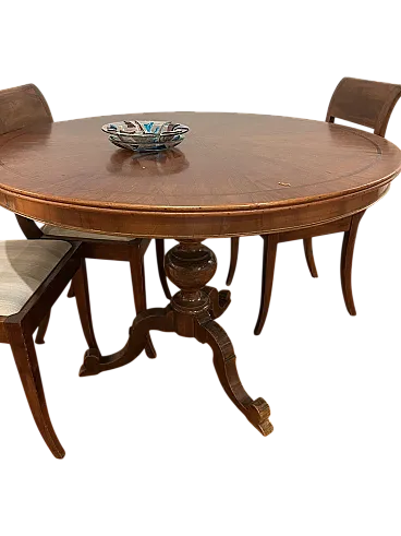 Round dining table Italian manifacture, 20th century