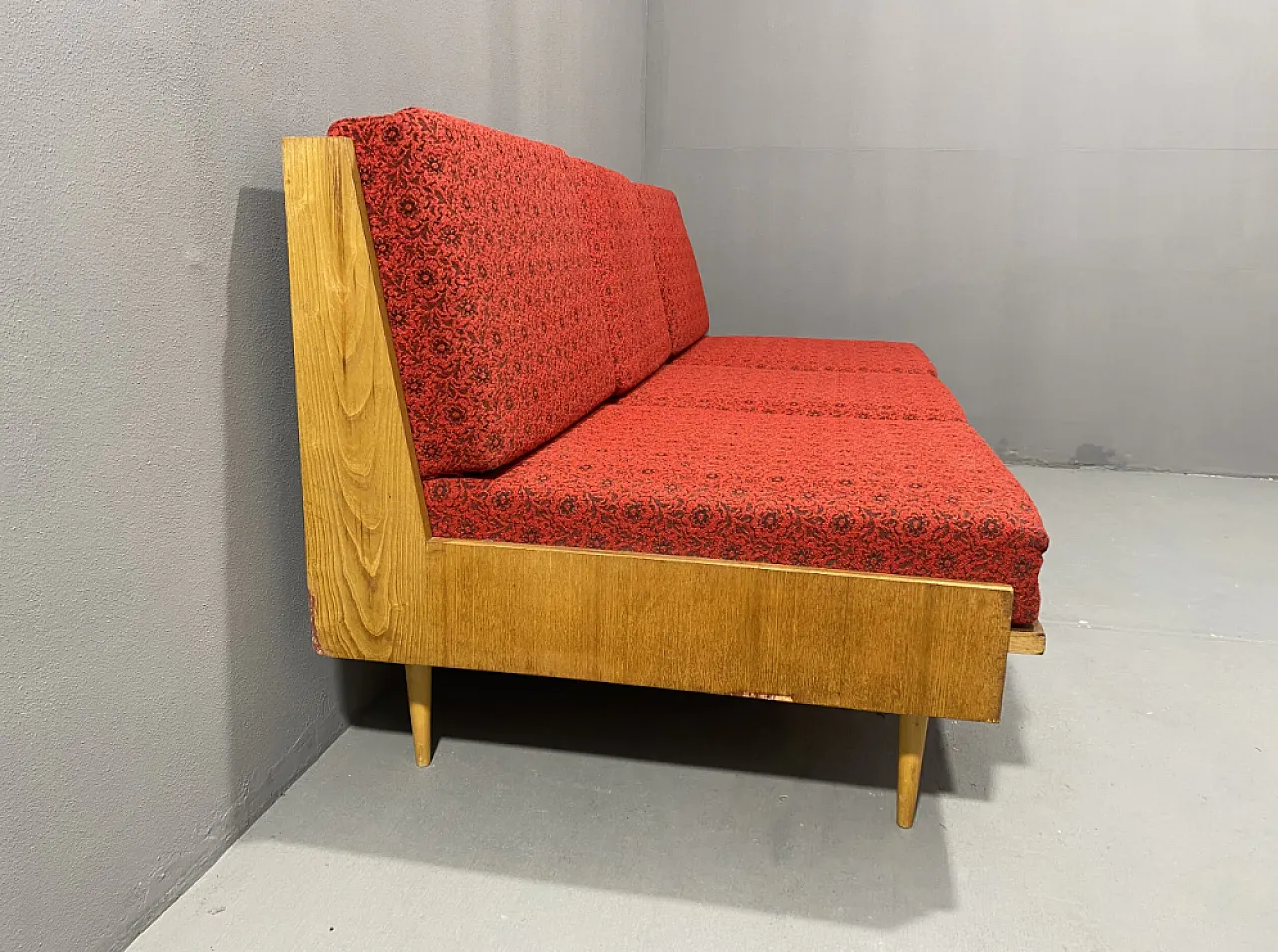 Drevotvar beech folding sofa bed, 1970s 6