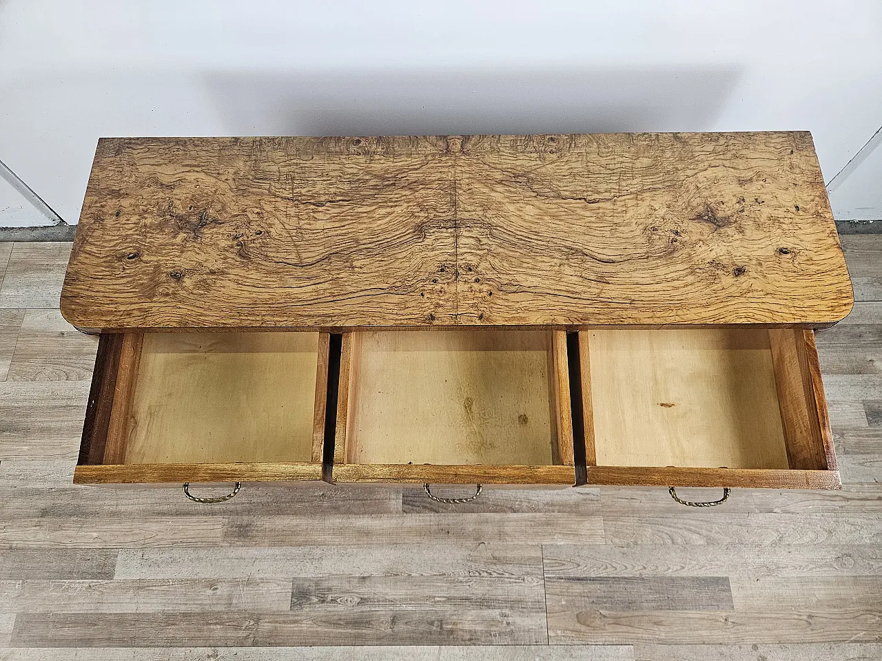 Art Deco console in walnut root with 3 drawers, 1930s 15