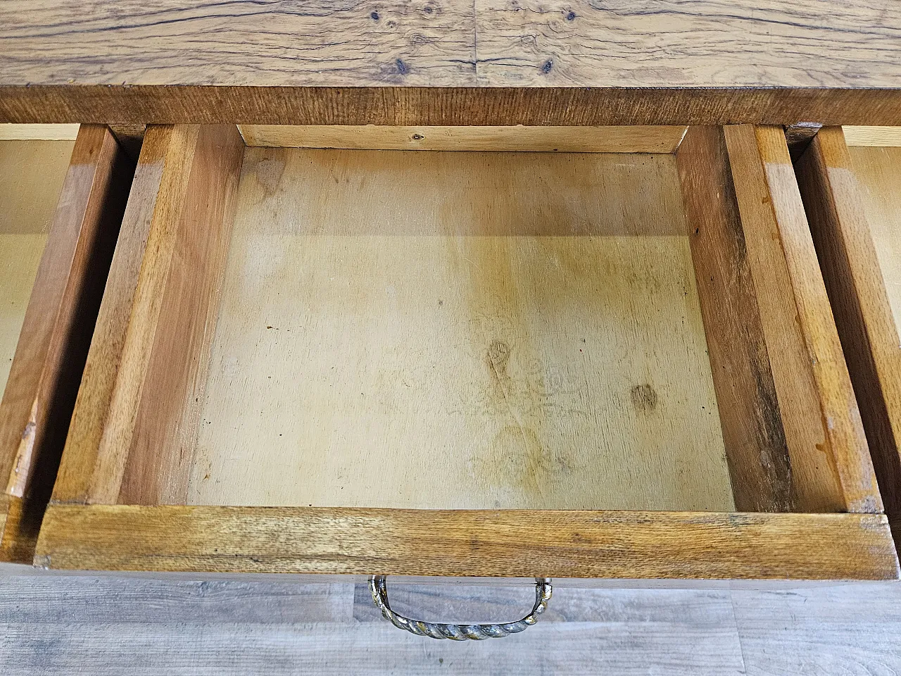 Art Deco console in walnut root with 3 drawers, 1930s 17