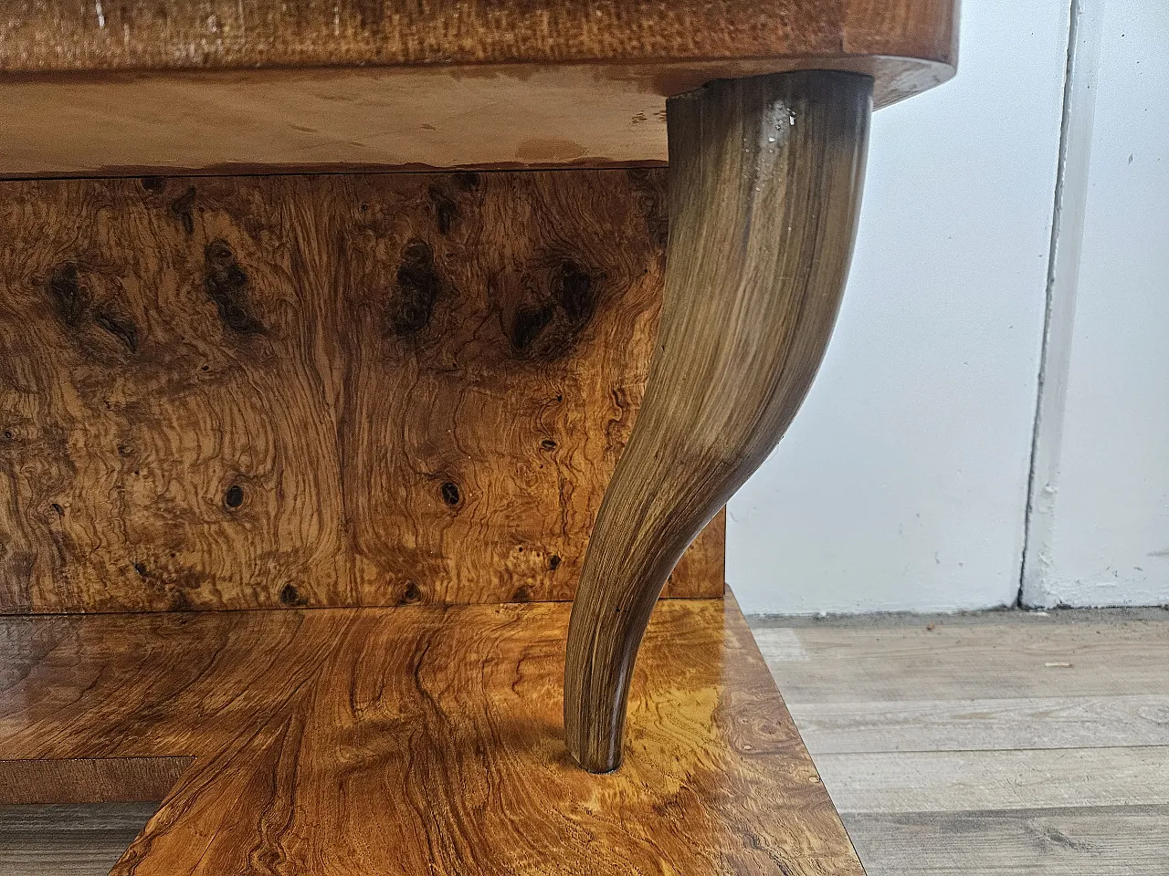 Art Deco console in walnut root with 3 drawers, 1930s 20