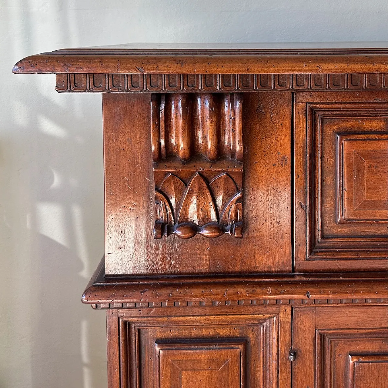 Large sideboard in walnut, '900 4