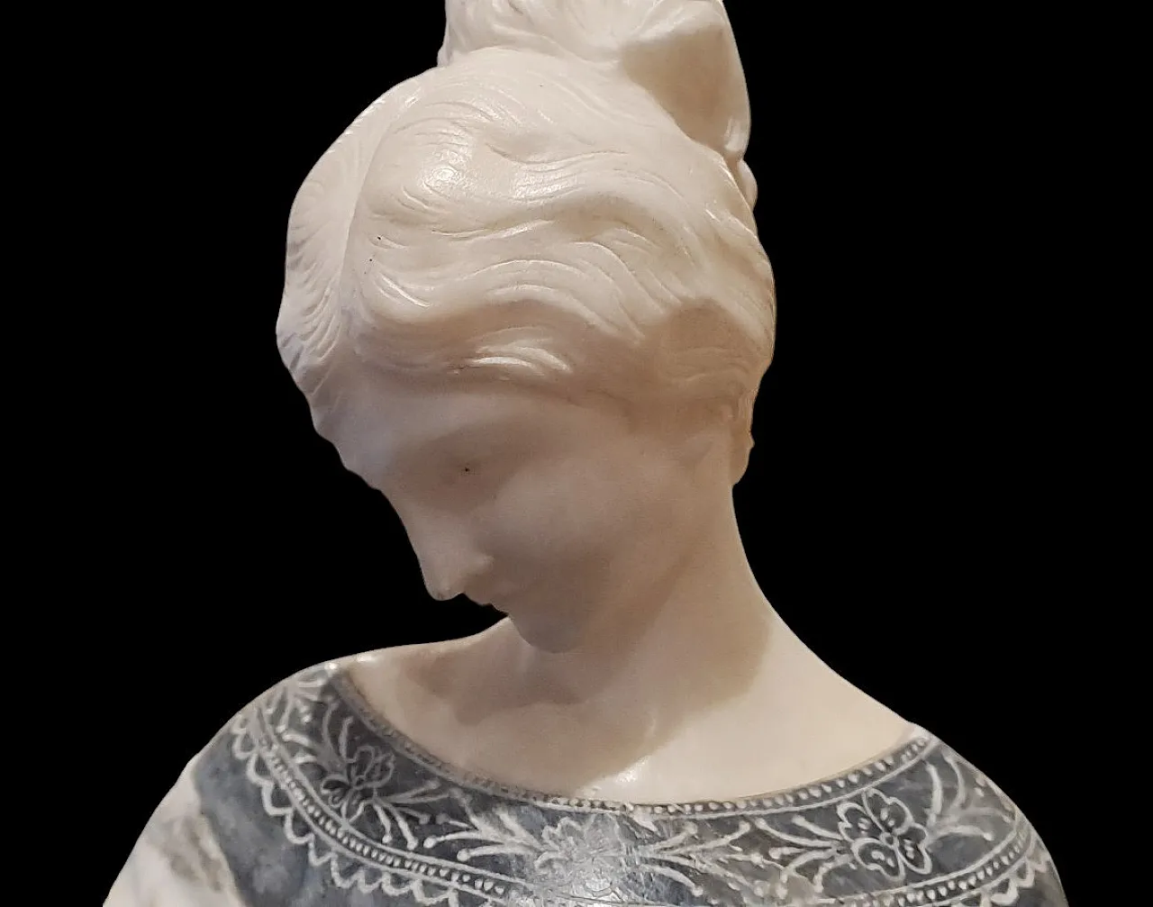 Guglielmo Pugi, Sculpture of a young woman white and gray marble, 19th 4