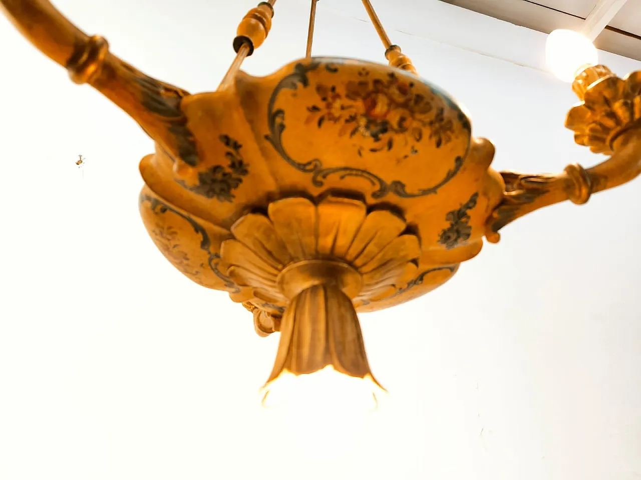 Four-light pendant lamp in decorated wood, 1940s 34