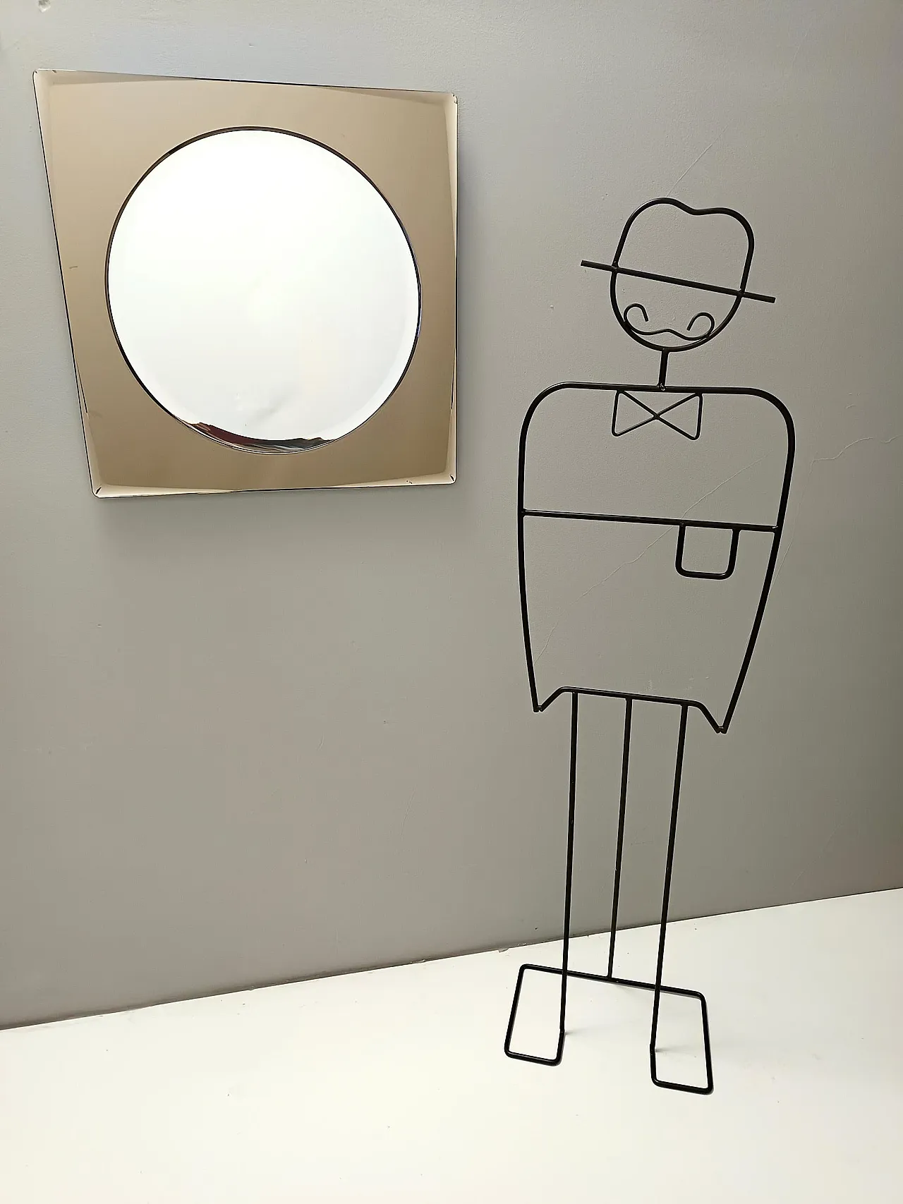 Postmodern square beige wall mirror with a beveled glass, anni '70 5