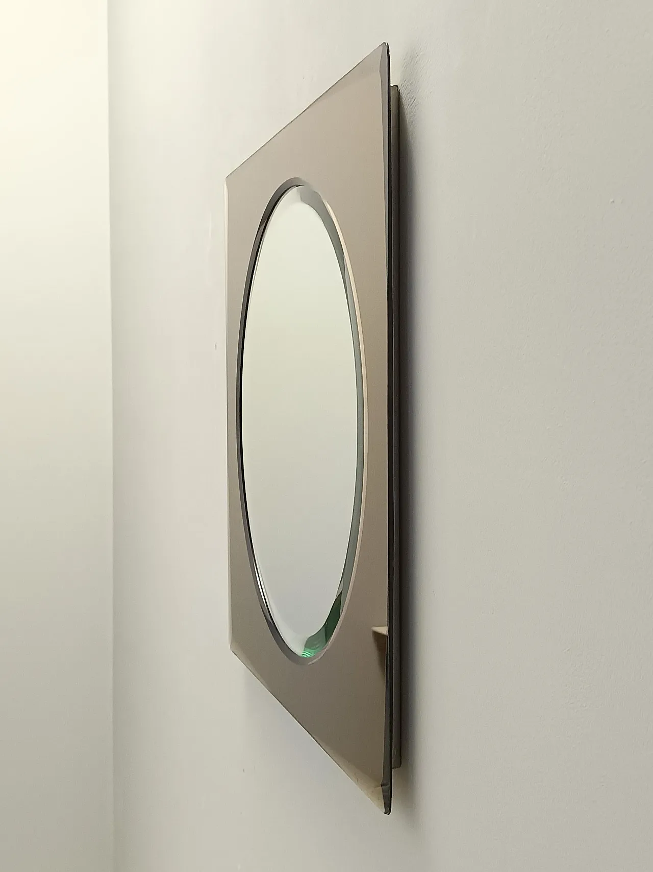 Postmodern square beige wall mirror with a beveled glass, anni '70 7