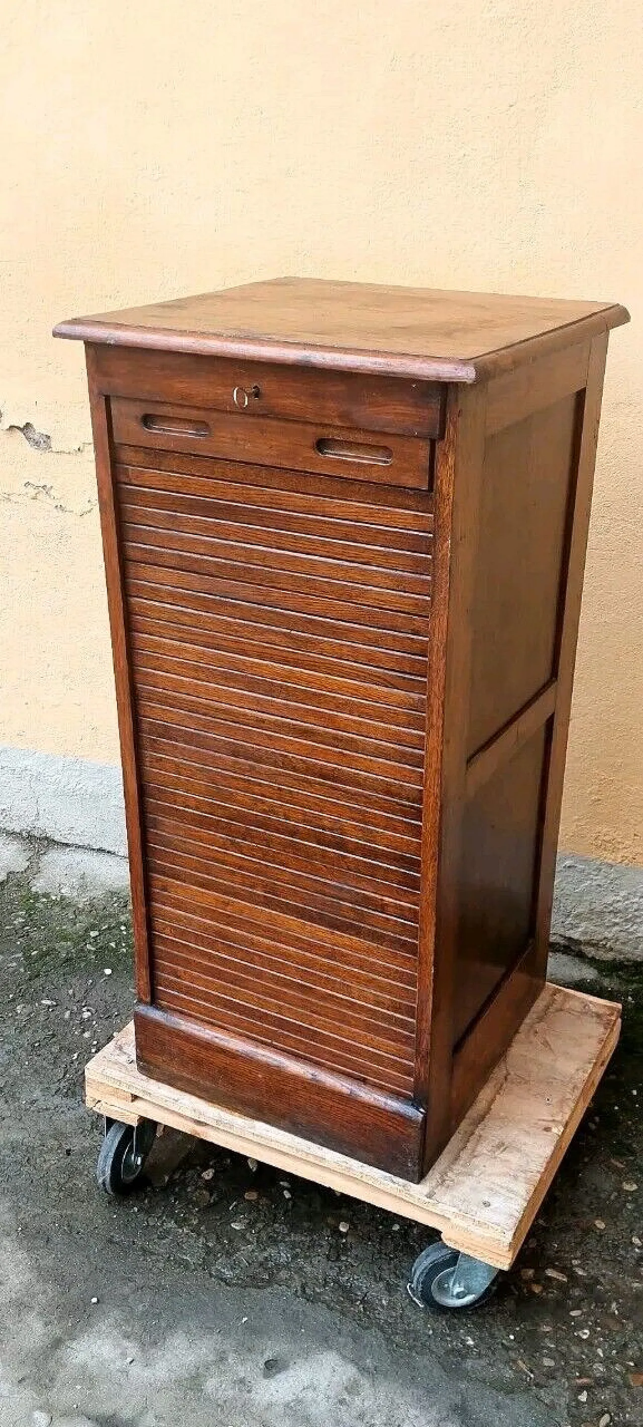 Solid oak filing cabinet, early 20th century 2