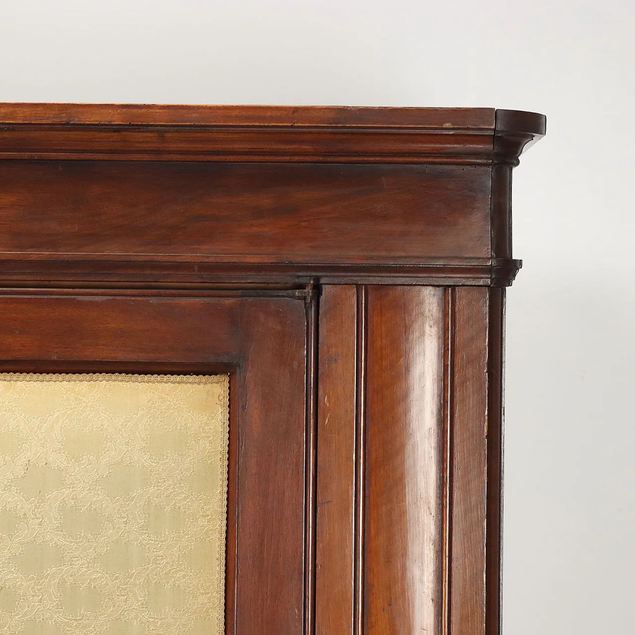 Walnut wardrobe with drawers, 19th century 5