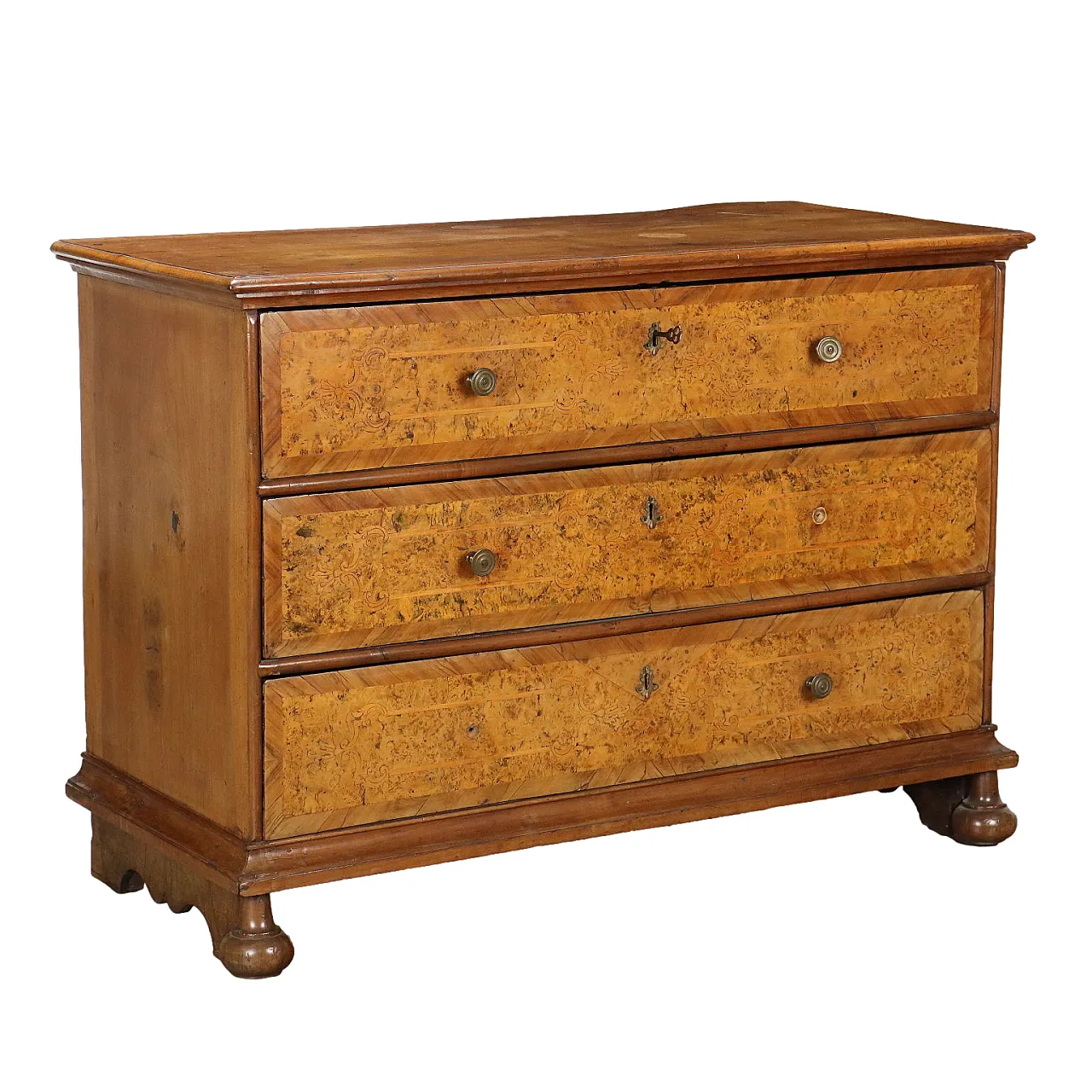 Walnut chest of 3 drawers, 17th century 1