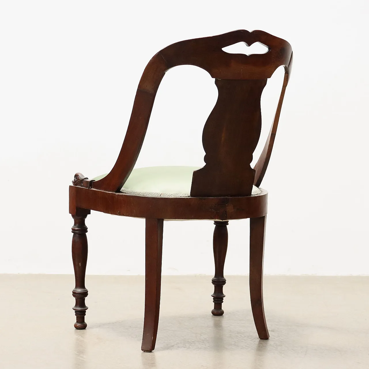 Pair of mahogany chairs with inlays, early 19th century 8