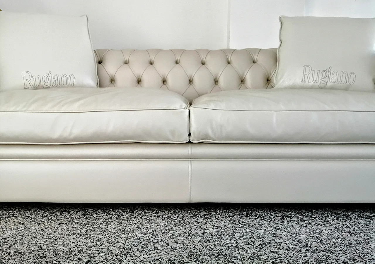 White Chesterfield Nirvana sofa by Rugiano, 2000s 12