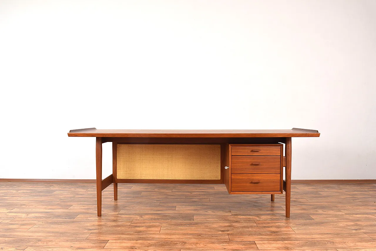 Mid-Century Teak Desk by Arne Vodder for Sibast, 1960s 1