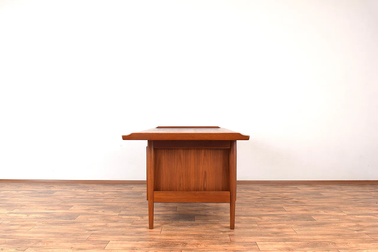 Mid-Century Teak Desk by Arne Vodder for Sibast, 1960s 8