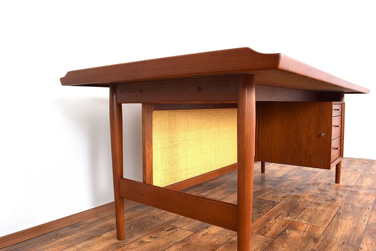 Mid-Century Teak Desk by Arne Vodder for Sibast, 1960s 13