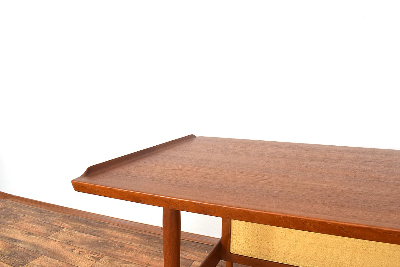 Mid-Century Teak Desk by Arne Vodder for Sibast, 1960s 15