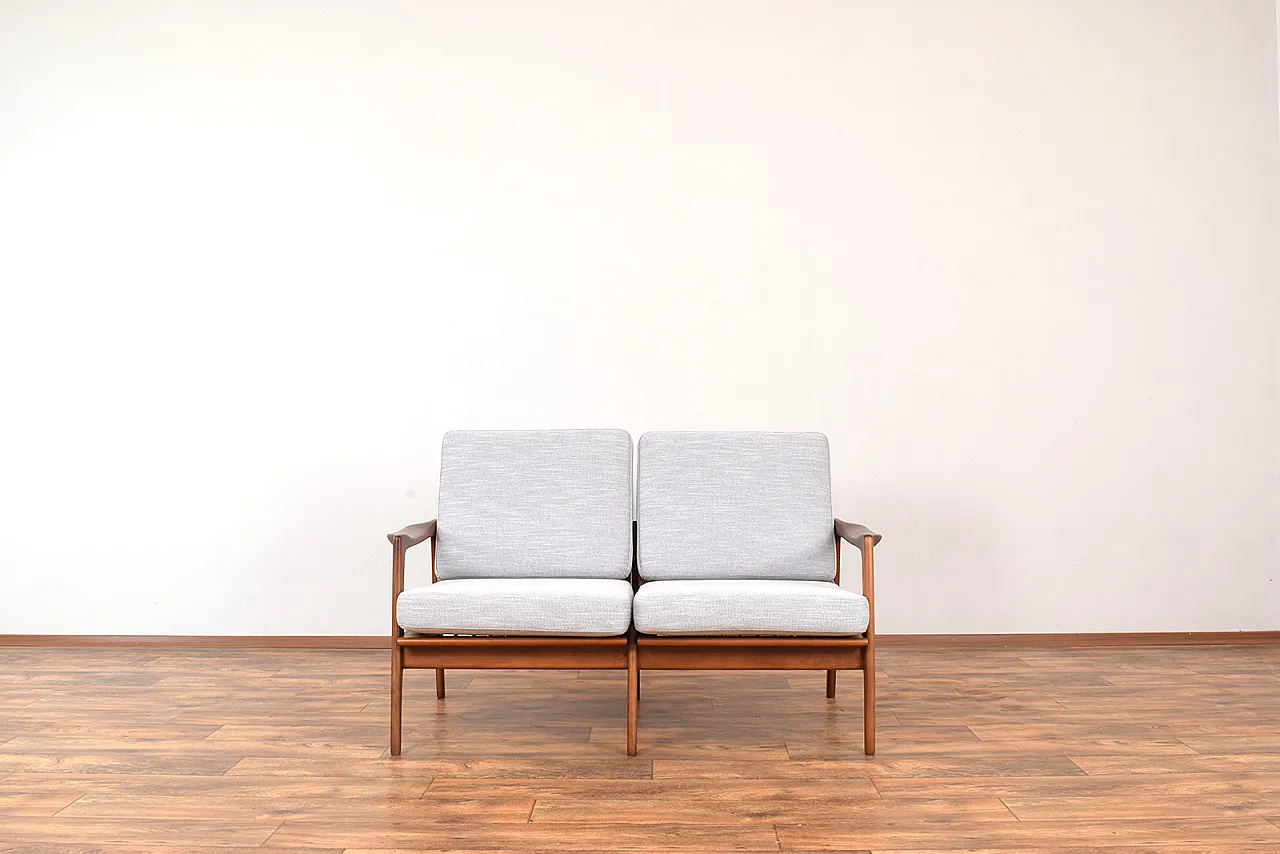 Mid-Century sofa by Illum Wikkelsø, 1960s 3