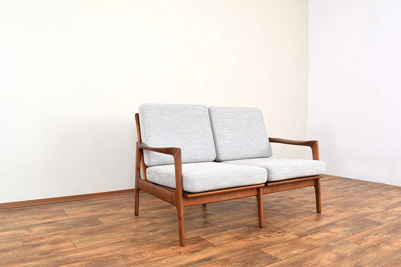 Mid-Century sofa by Illum Wikkelsø, 1960s 10