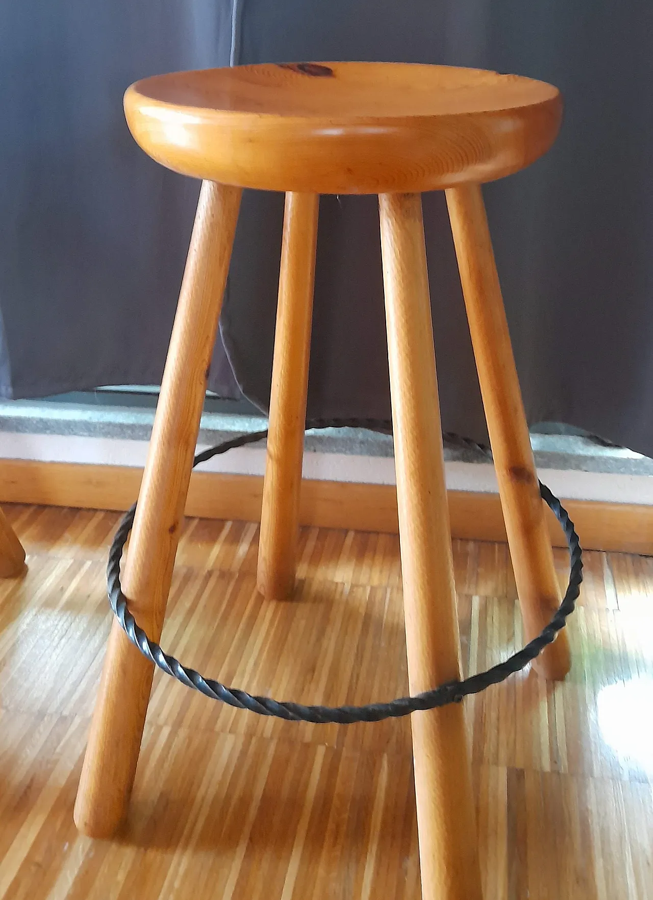 Pair of solid wood stools in the style of Charlotte Perriand, 70s 10