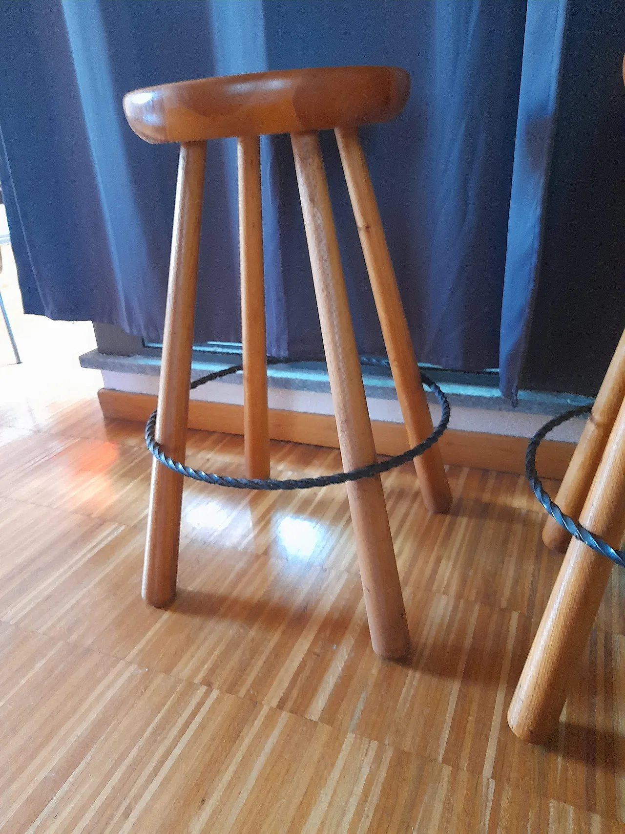 Pair of solid wood stools in the style of Charlotte Perriand, 70s 13