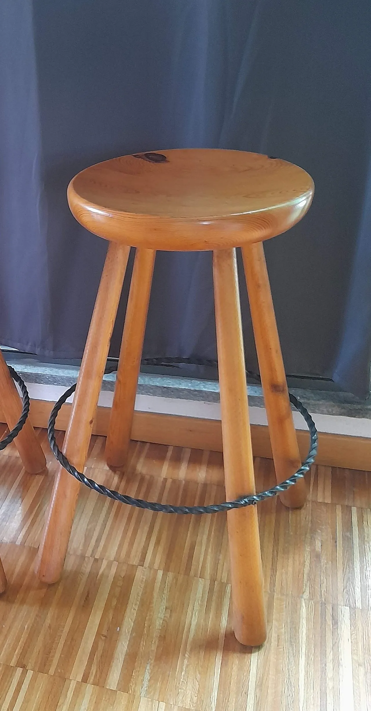 Pair of solid wood stools in the style of Charlotte Perriand, 70s 33