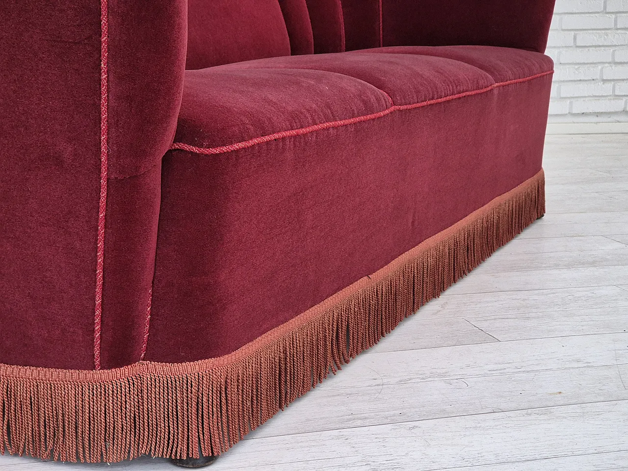 Danish 3 seater sofa cherry-red furniture, 60s 4