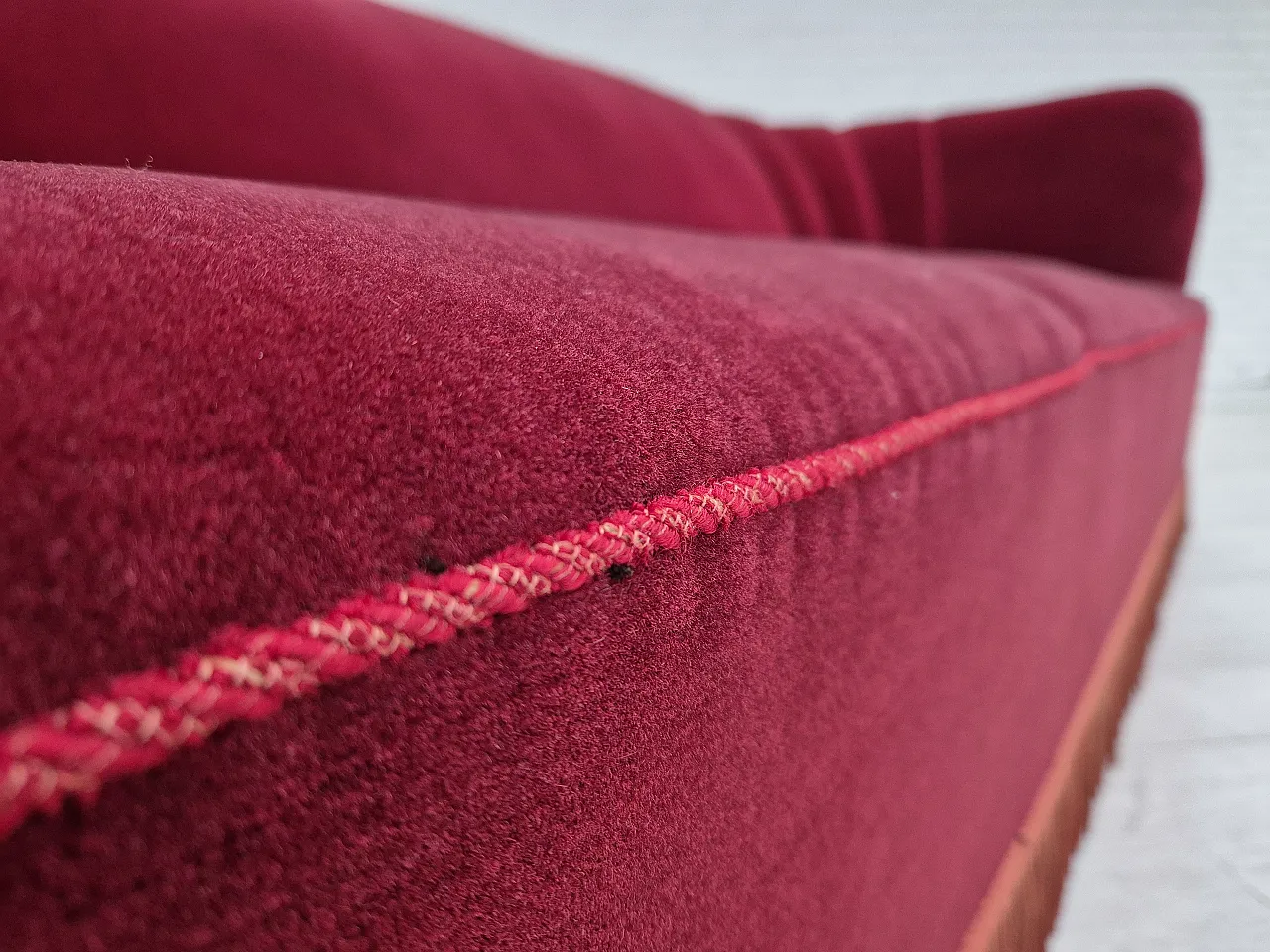 Danish 3 seater sofa cherry-red furniture, 60s 6