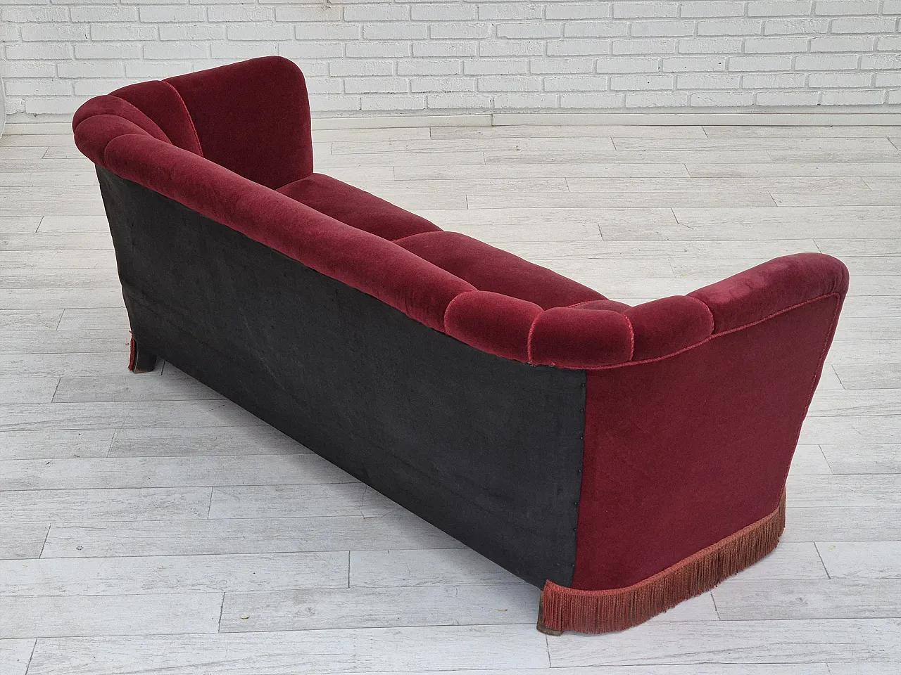 Danish 3 seater sofa cherry-red furniture, 60s 9