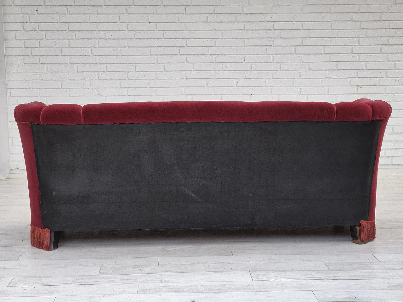 Danish 3 seater sofa cherry-red furniture, 60s 10