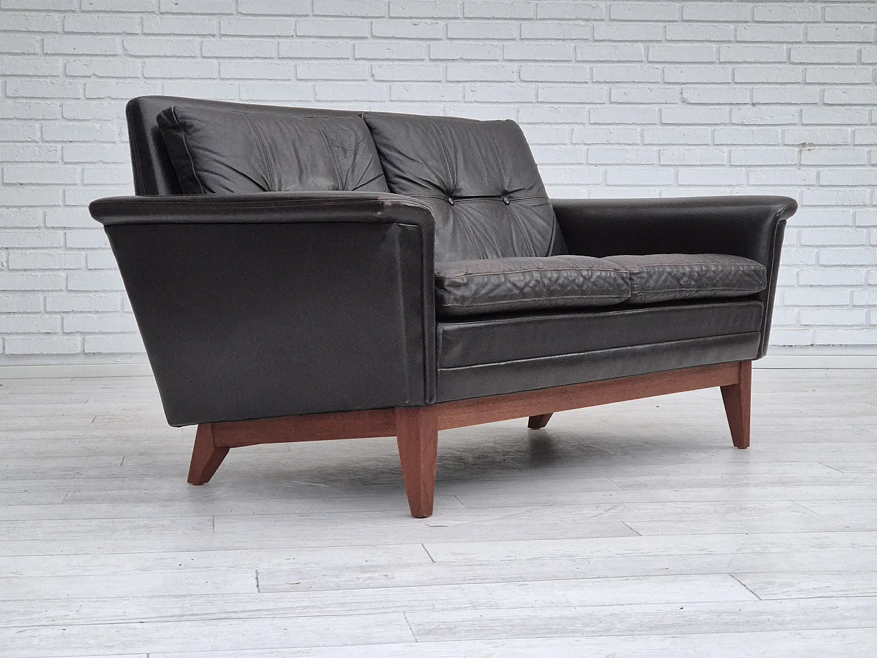 Danish 2 seater sofa in leather, 70s 1