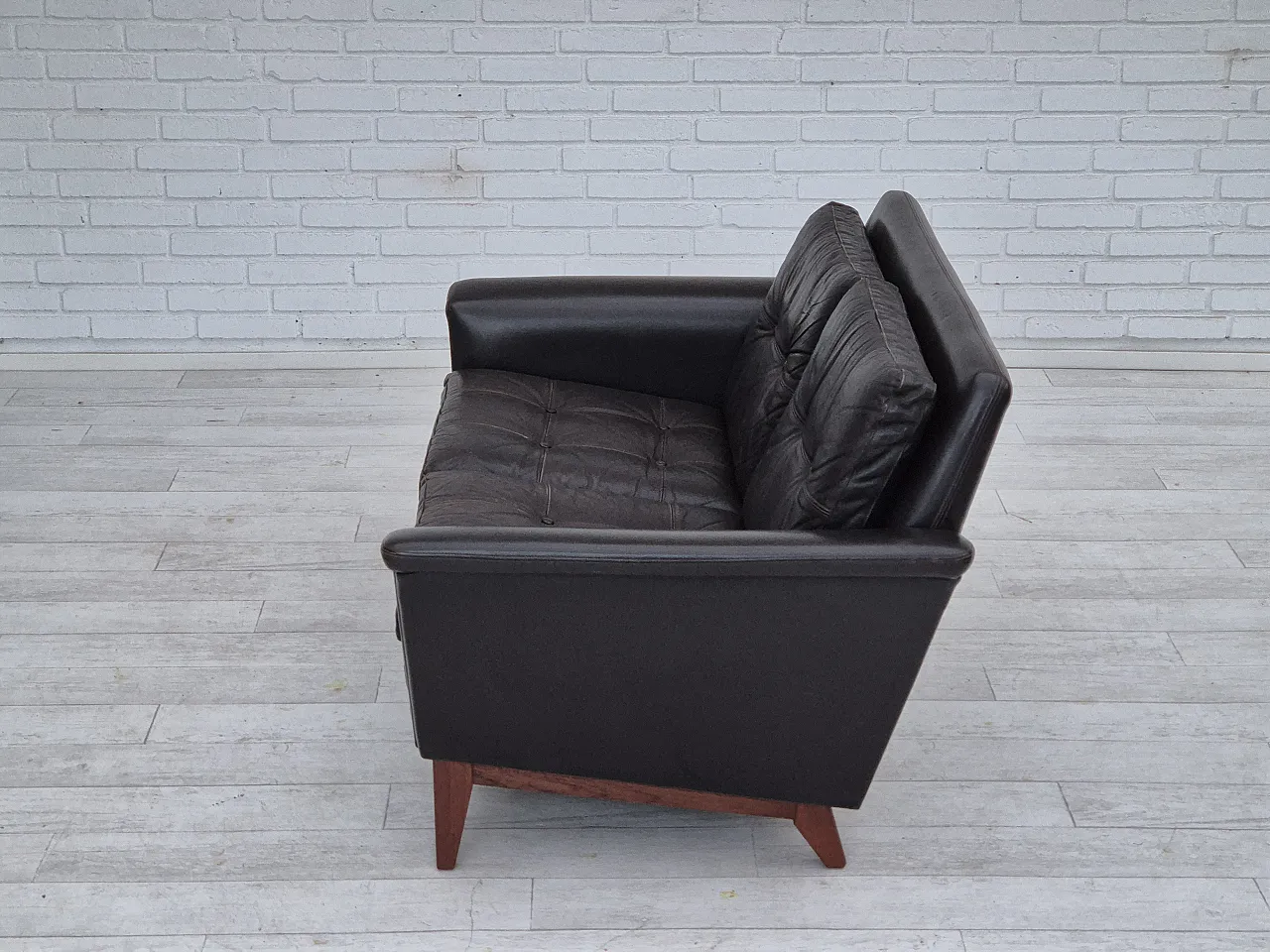 Danish 2 seater sofa in leather, 70s 13