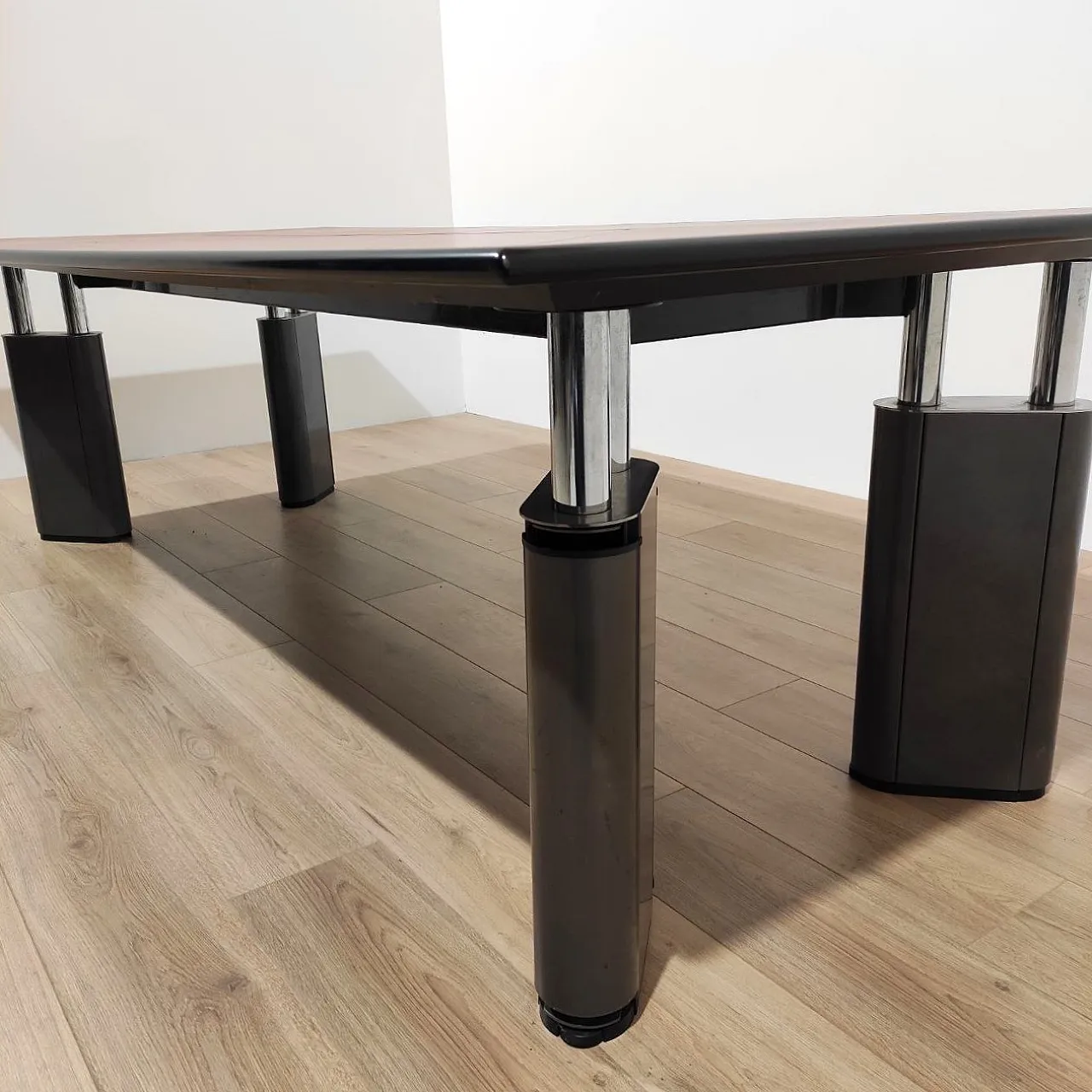 Large Kum table design by Gae Aulenti for Tecno, 1980s 7