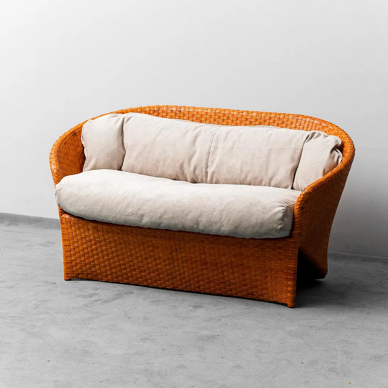 2-seater sofa by Tito Agnoli for Bonacina, 90s 1