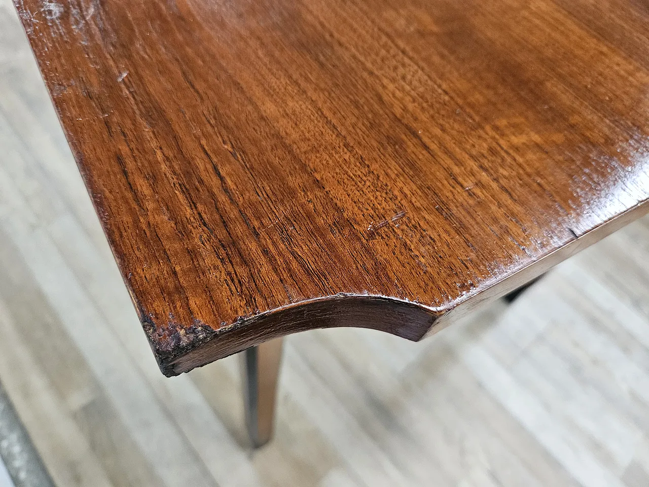 Scandinavian extendable teak table, 70s 11